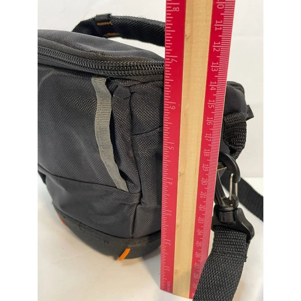 Case Logic padded shoulder camera bag pockets 7
